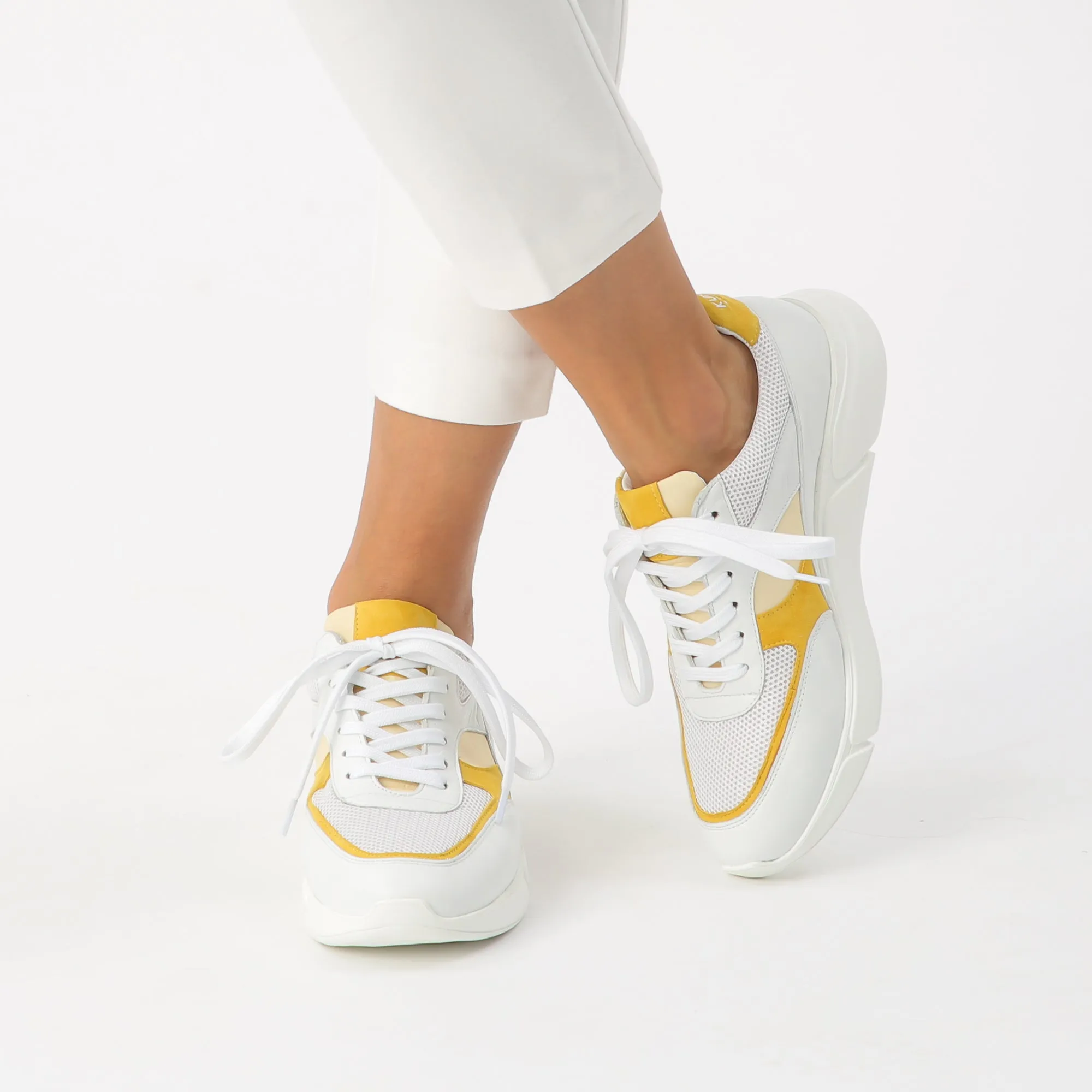 ARI platform sneaker - soft orange