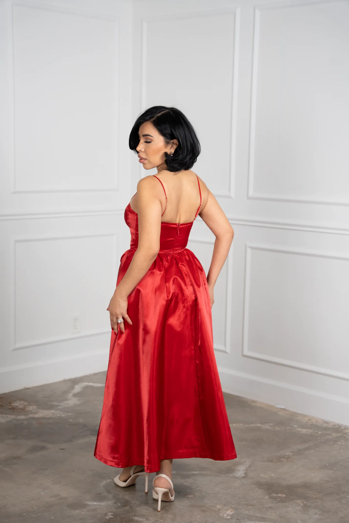 Carlotta - Red Midi Dress