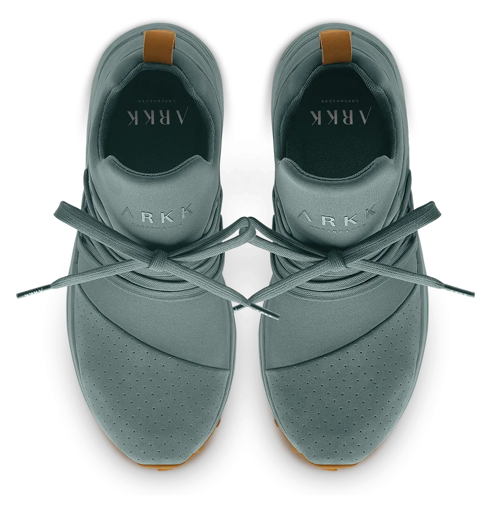 Raven Nubuck S-E15 Vibram | Silver Pine Brown Gum | Women