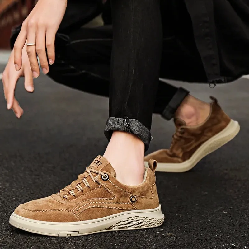 Rebound Sneaker