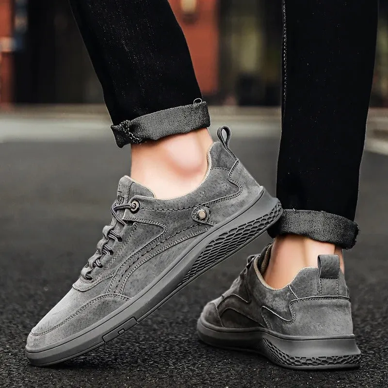 Rebound Sneaker