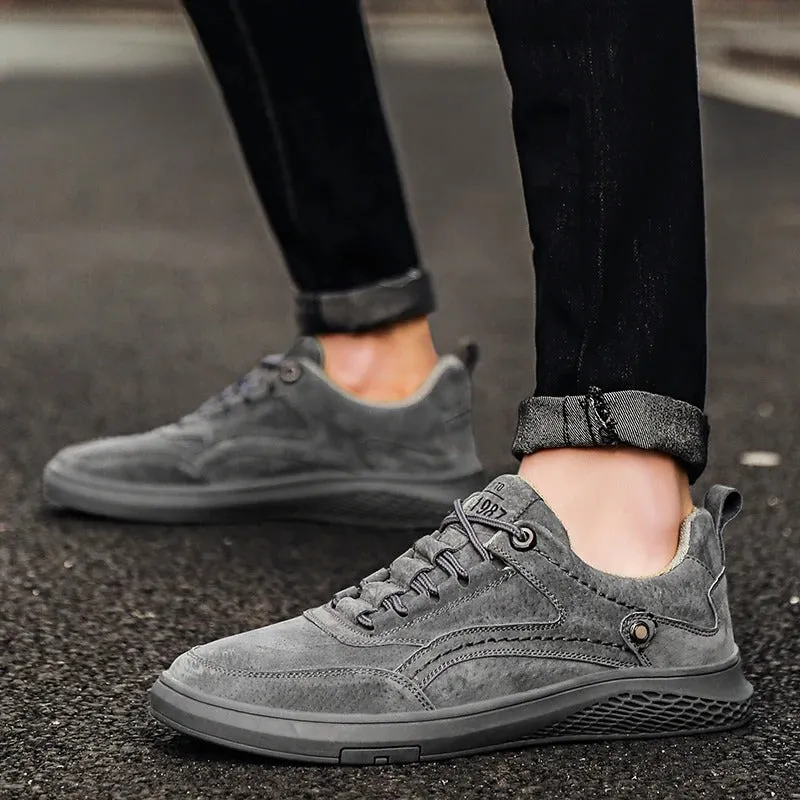 Rebound Sneaker