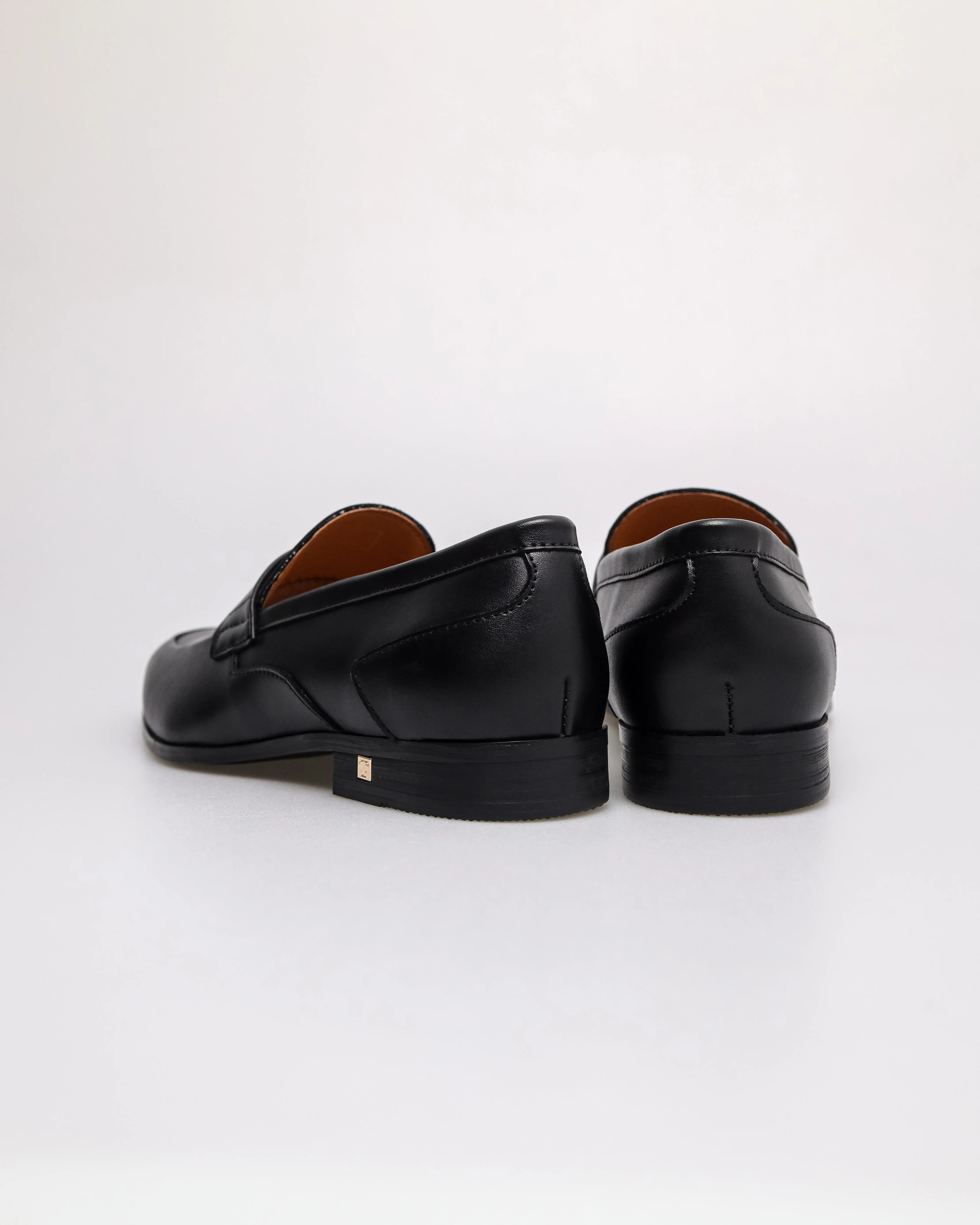 Tomaz F412 Men's Classic Leather Penny Loafer